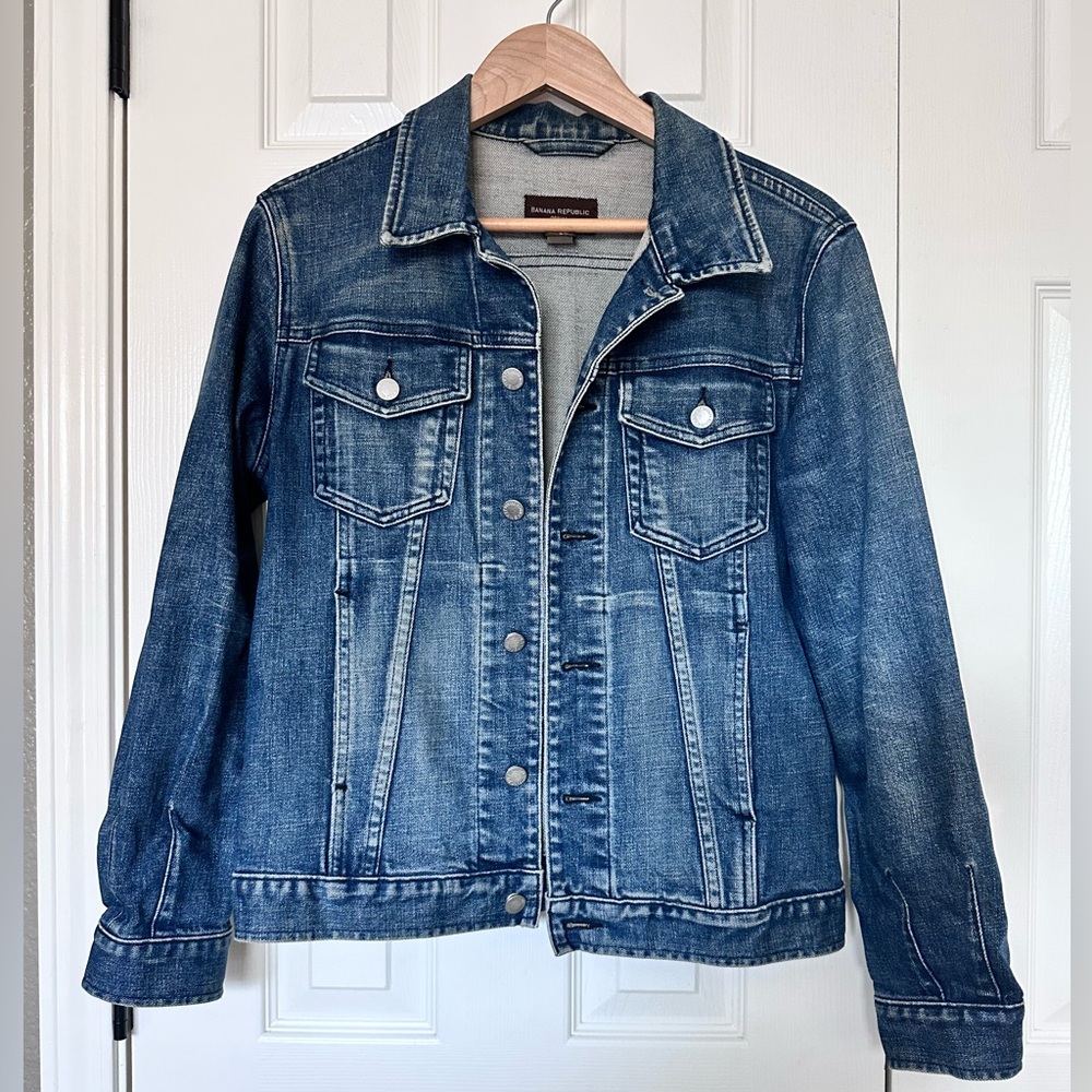 Banana Republic Denim Jacket Size Small